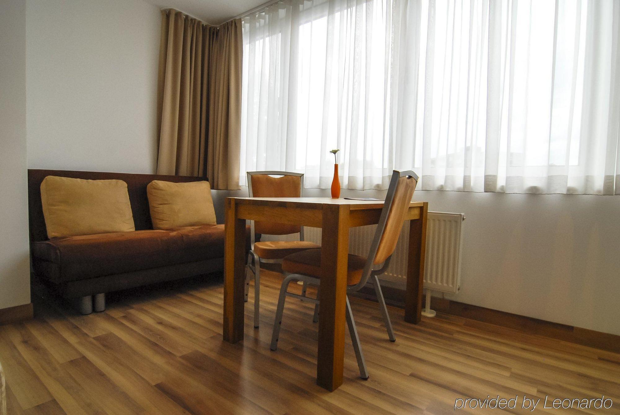 Petul Apart Hotel City Garden Ессен Екстер'єр фото
