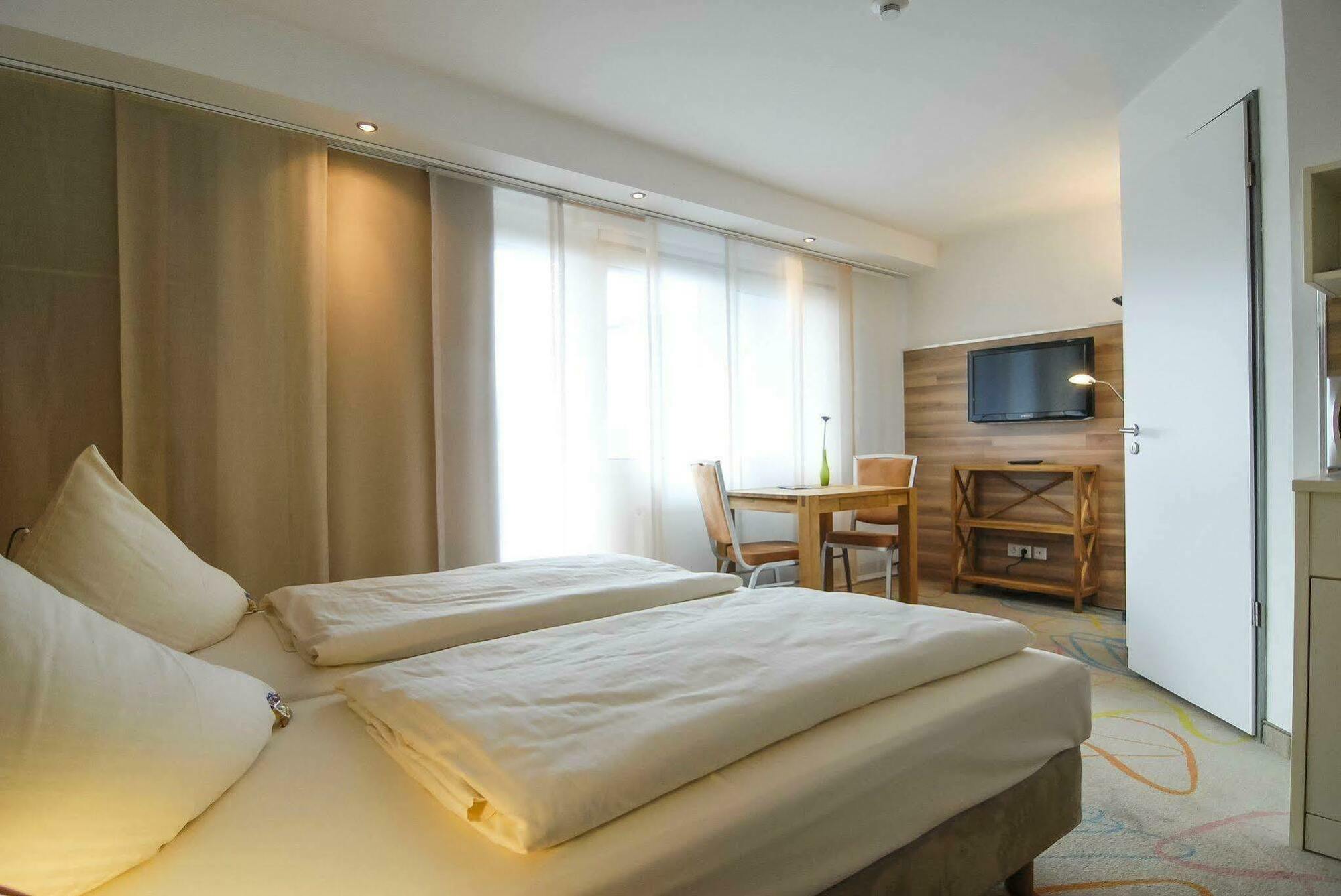 Petul Apart Hotel City Garden Ессен Екстер'єр фото
