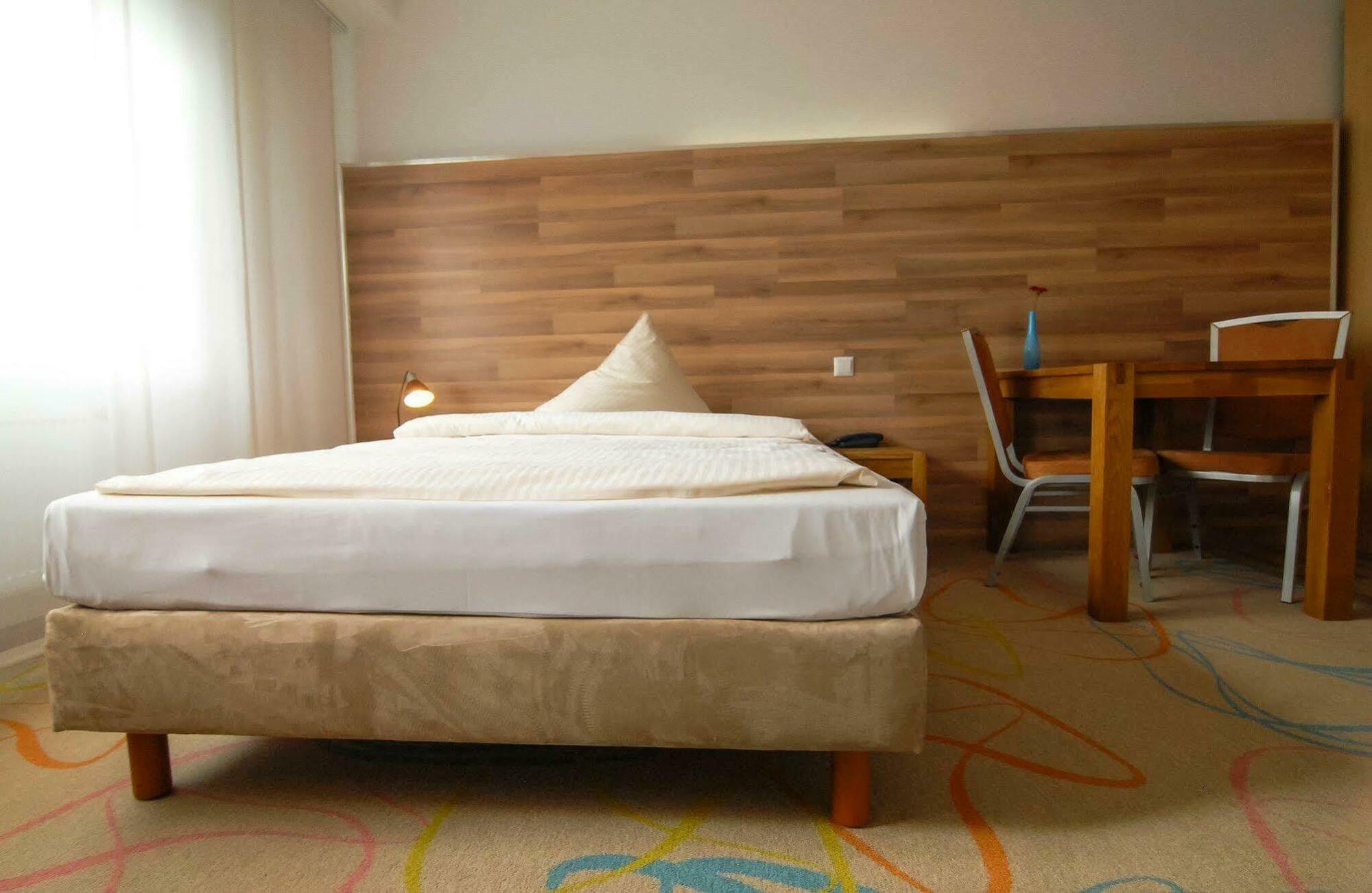 Petul Apart Hotel City Garden Ессен Екстер'єр фото